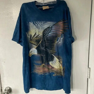 The mountain gold tag tee